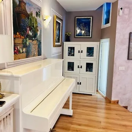 Sunandbed Sargantana Вилла *