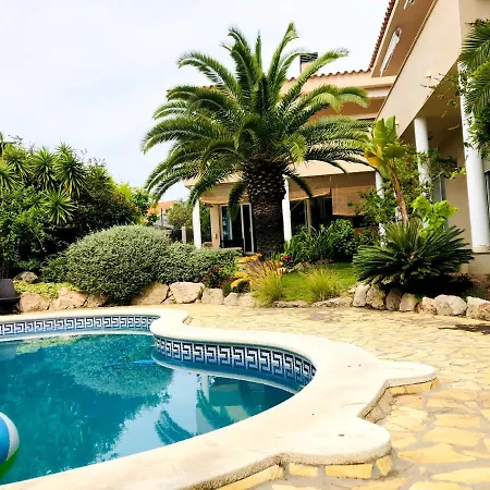 فيلة Sunandbed Sargantana *
