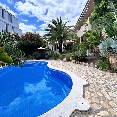 Sunandbed Sargantana Villa Salou